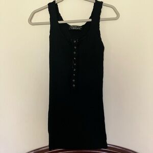 NEVER ENOUGH Black Sleeveless Ruffled Half Button-Up Long Tank Top